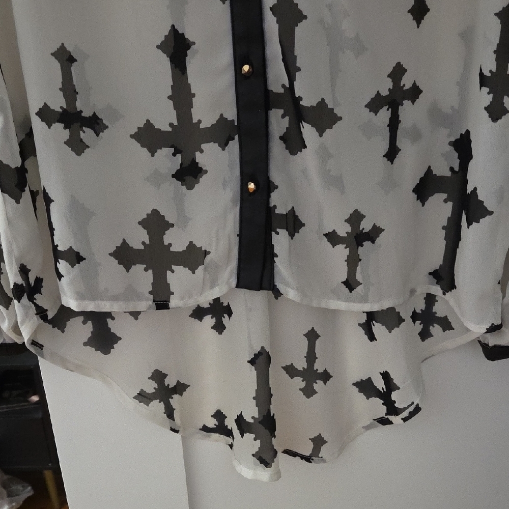 Sheer Black and White Cross Blouse - Picture 8 of 9
